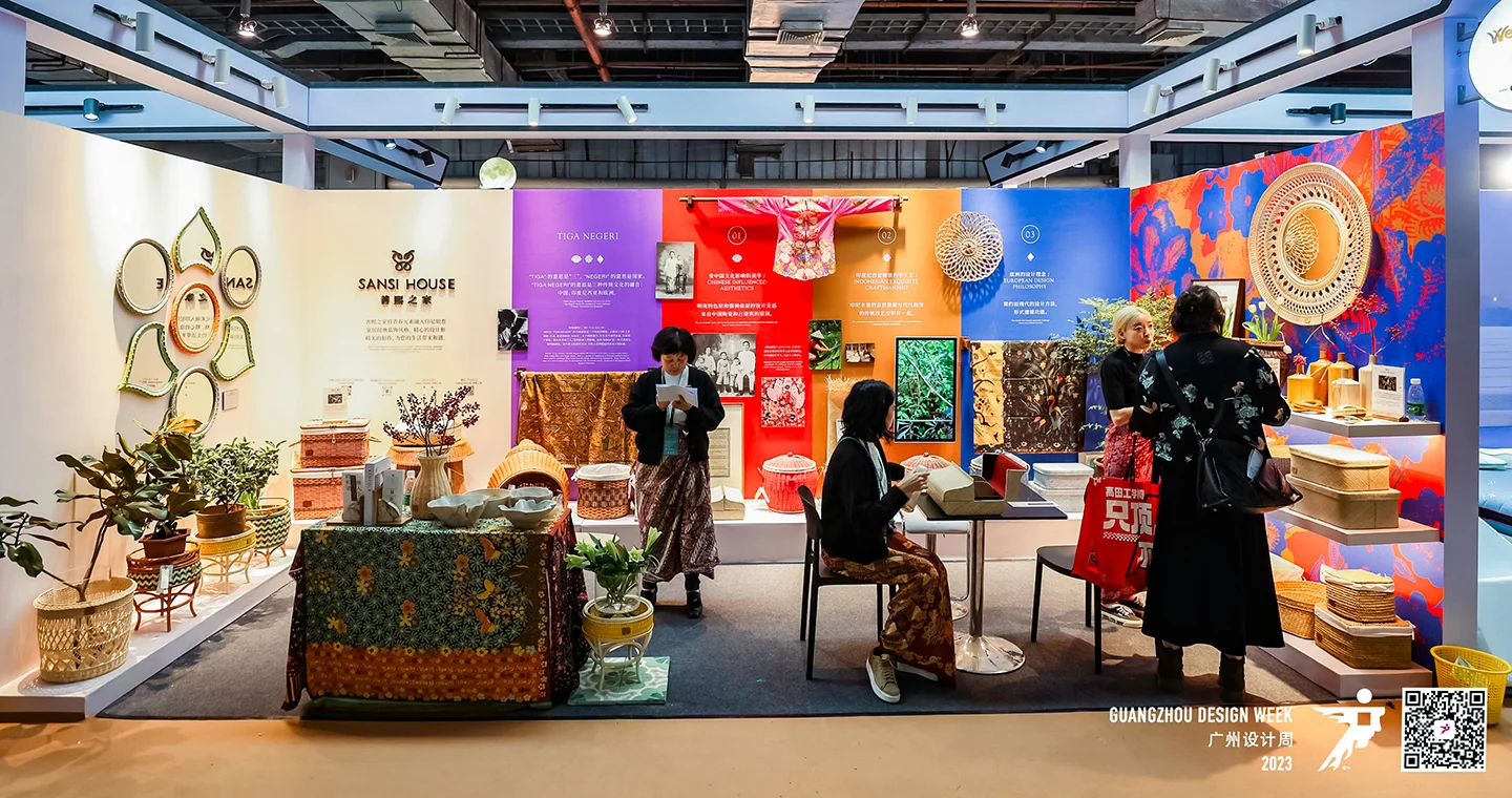 Açılış tədbirindən kadr